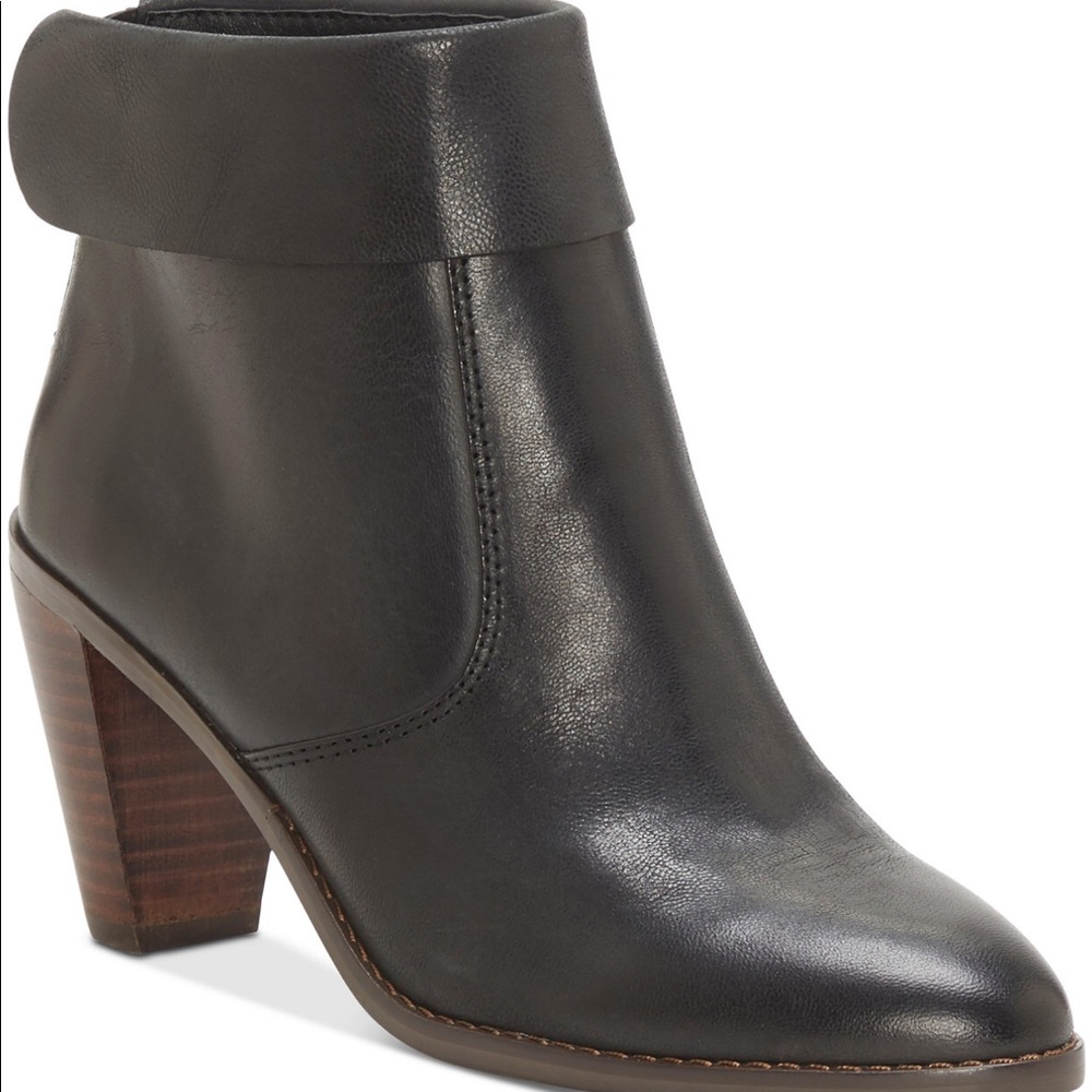 Lucky Brand Black Leather Cuffed Ankle Boot NEW 9